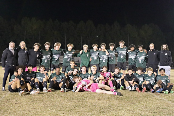 The Green Hope mens soccer team poses for a photo, featuring all of the seniors in the front row. Photo used with permission from Gabby Fekete